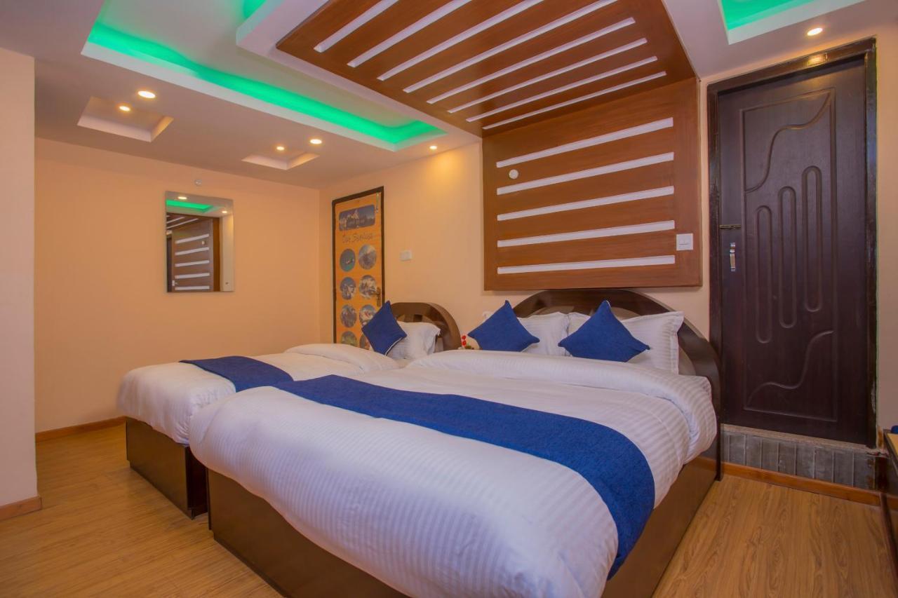 Oyo Hotel Antique Kutty Kathmandu Exterior photo